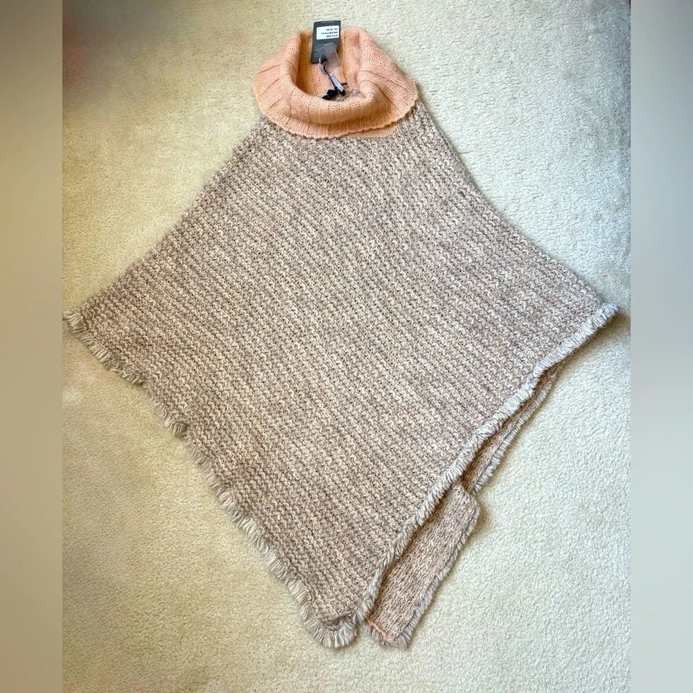 Giogio Italian turtle neck sweater poncho, wool, alpaca, mohair blend, one size - Picture 1 of 6